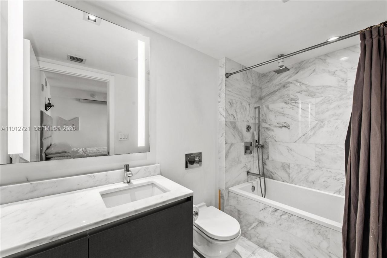 1451 Brickell Avenue, Unit 1706, Miami, FL 33131 Photo