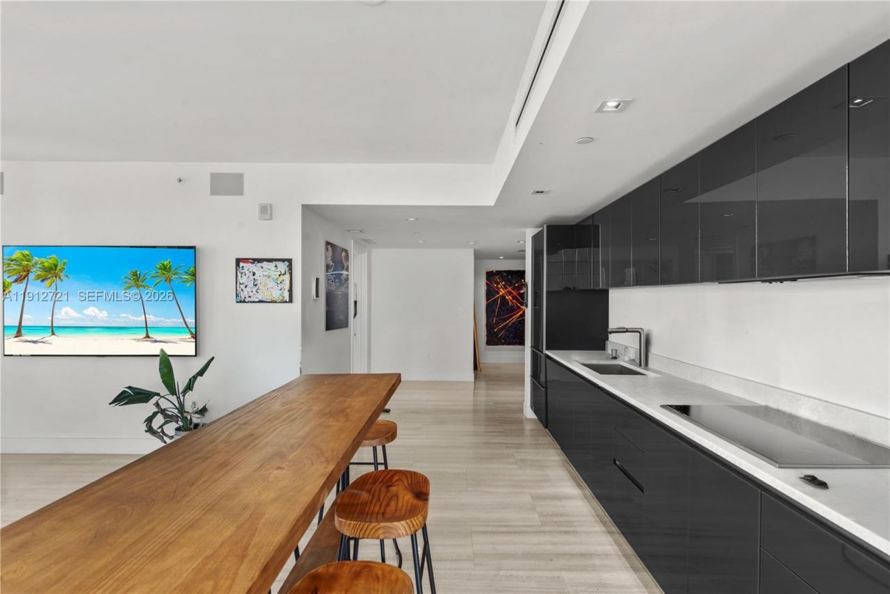 1451 Brickell Avenue, Unit 1706, Miami, FL 33131 Photo