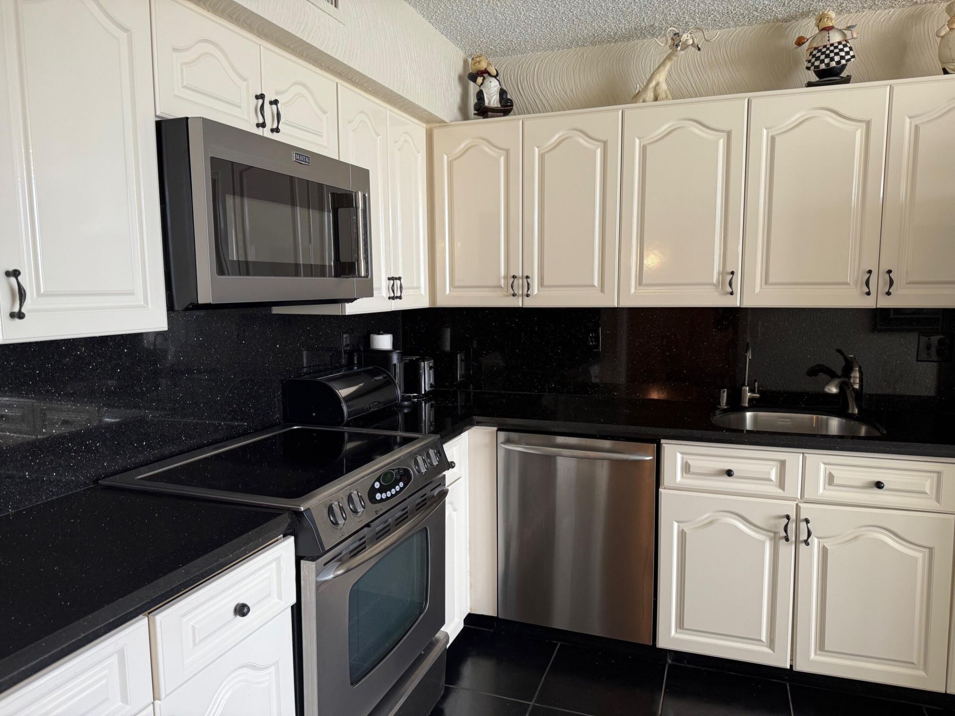 7564 Regency Lake Drive, Unit 702, Boca Raton, FL 33433 Photo