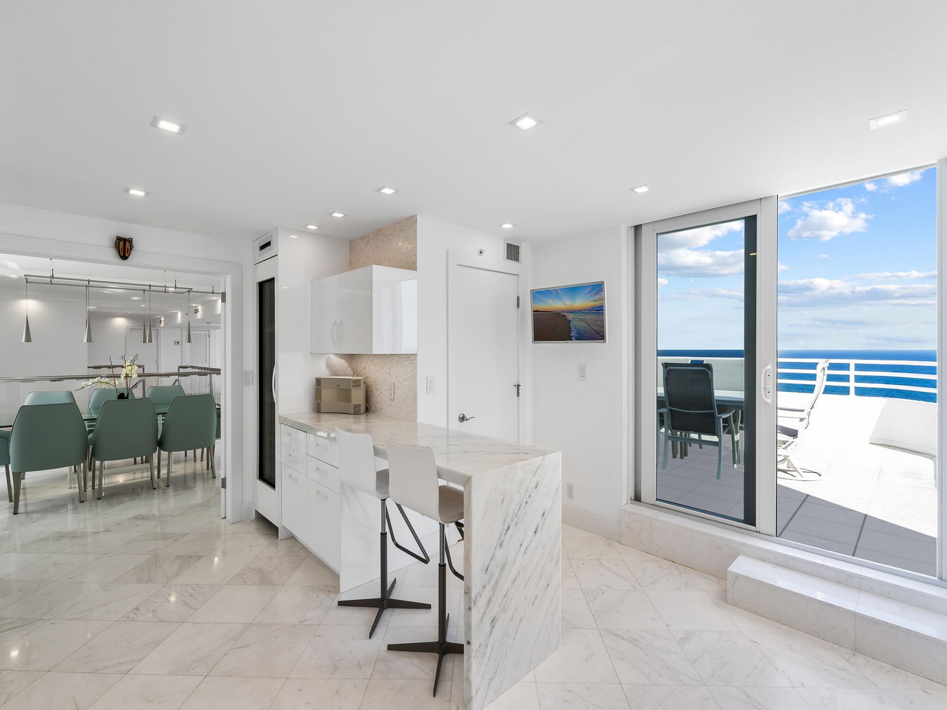 3407 S Ocean Boulevard, Unit Phb, Highland Beach, FL 33487 Photo