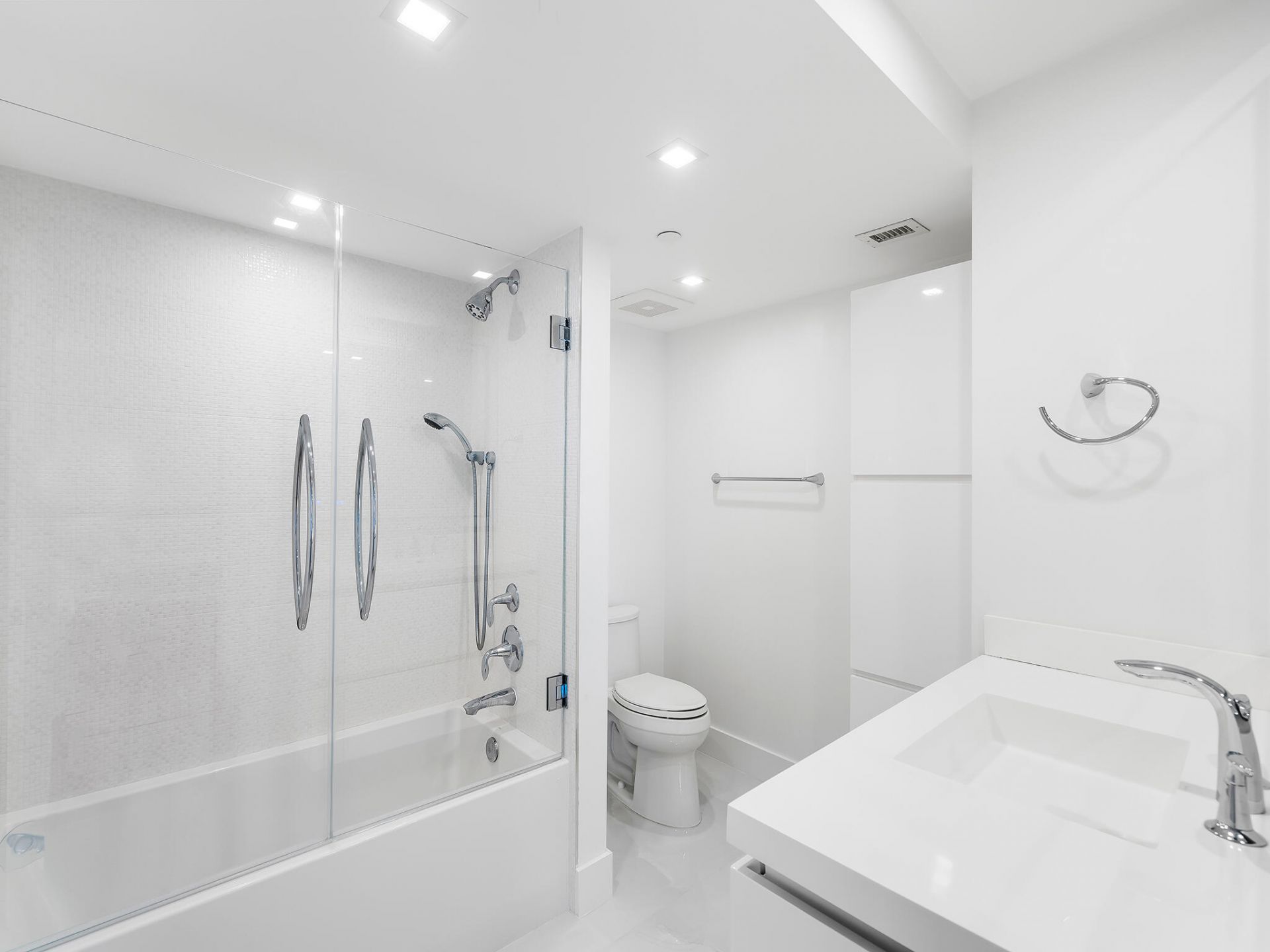 3407 S Ocean Boulevard, Unit Phb, Highland Beach, FL 33487 Photo