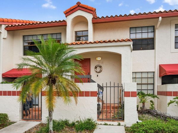 104 Liberty Court, Deerfield Beach, FL 33442