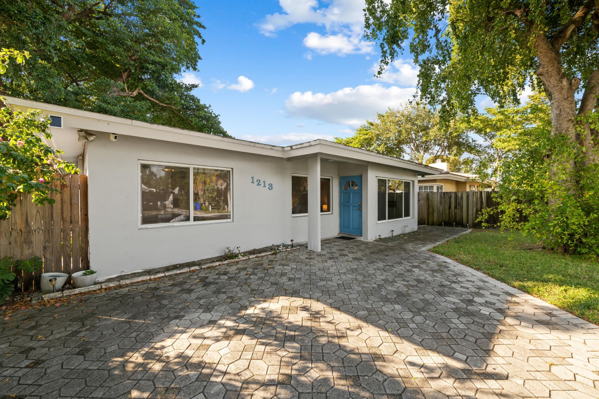 1213 NW 7th Avenue, Fort Lauderdale, FL 33311 Photo