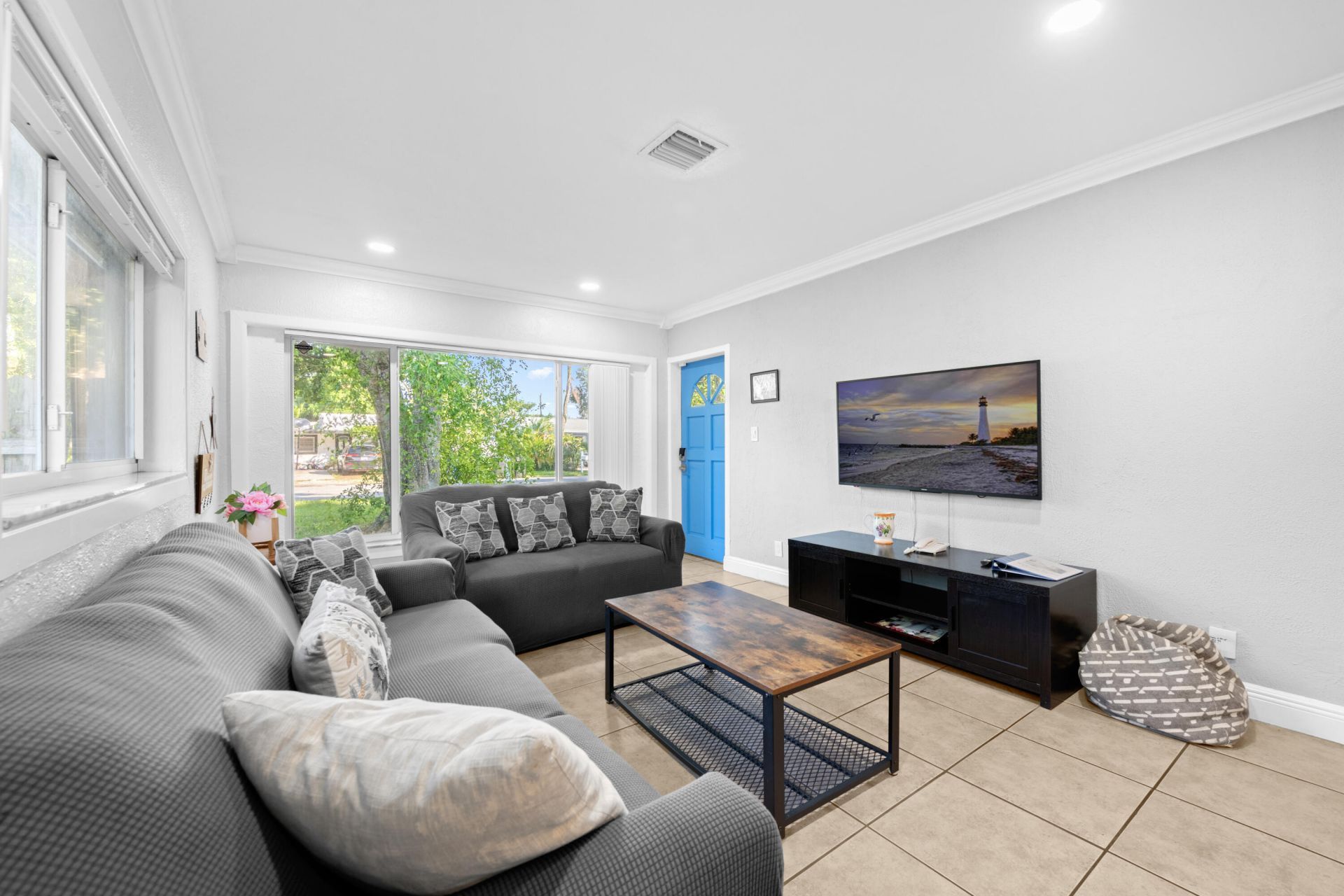 1213 NW 7th Avenue, Fort Lauderdale, FL 33311 Photo