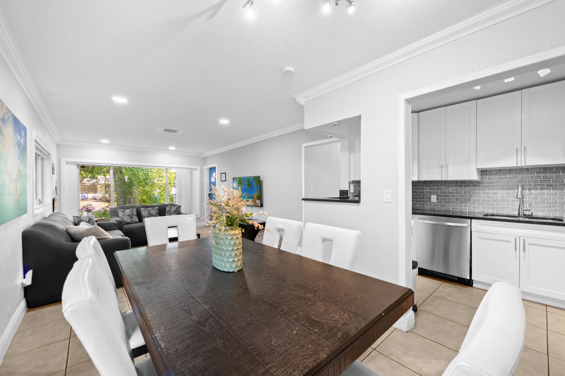 1213 NW 7th Avenue, Fort Lauderdale, FL 33311 Photo