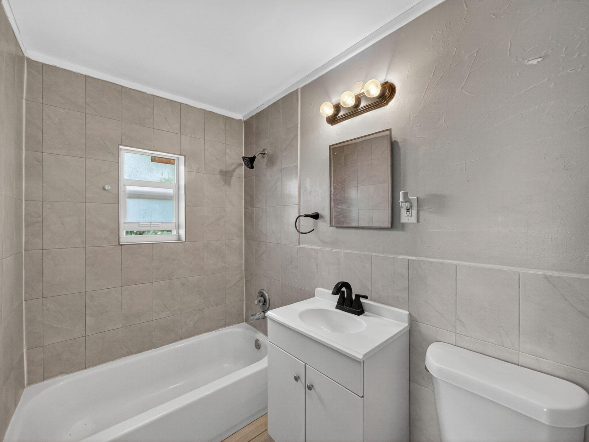 1373 W 35th Street, Riviera Beach, FL 33404 Photo