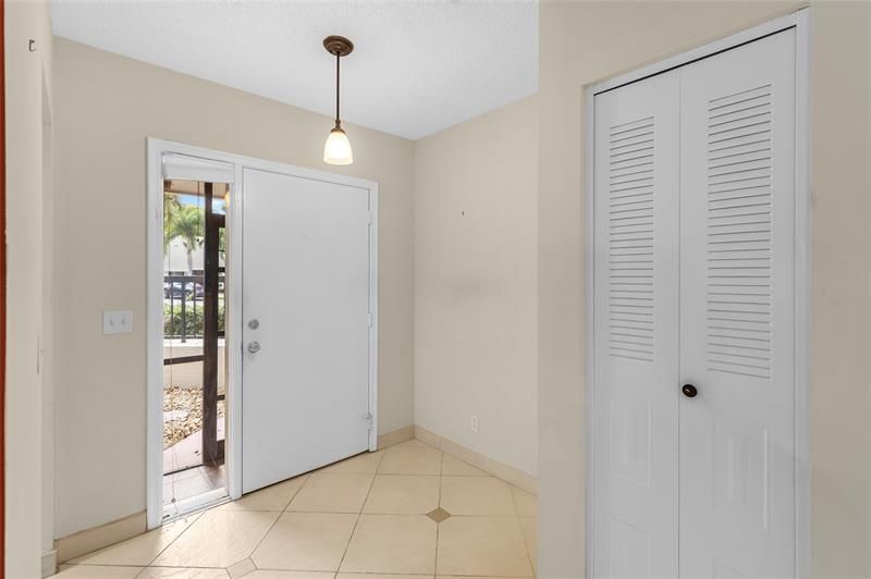 10971 Lake Front Place, Unit 10971, Boca Raton, FL 33498 Photo