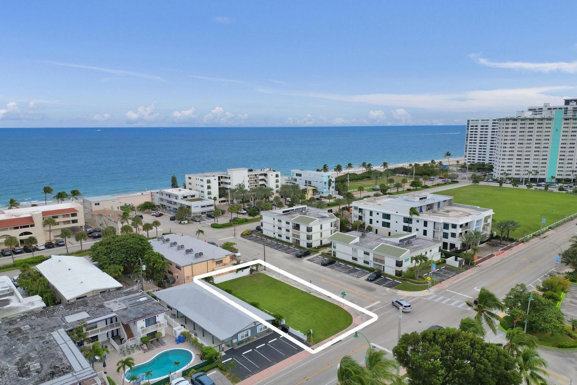 4200 N Ocean Drive, Lauderdale by the Sea, FL 33308 Photo
