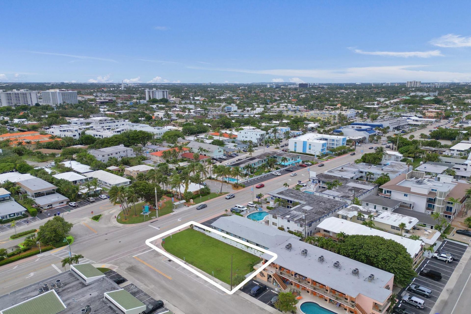 4200 N Ocean Drive, Lauderdale by the Sea, FL 33308 Photo