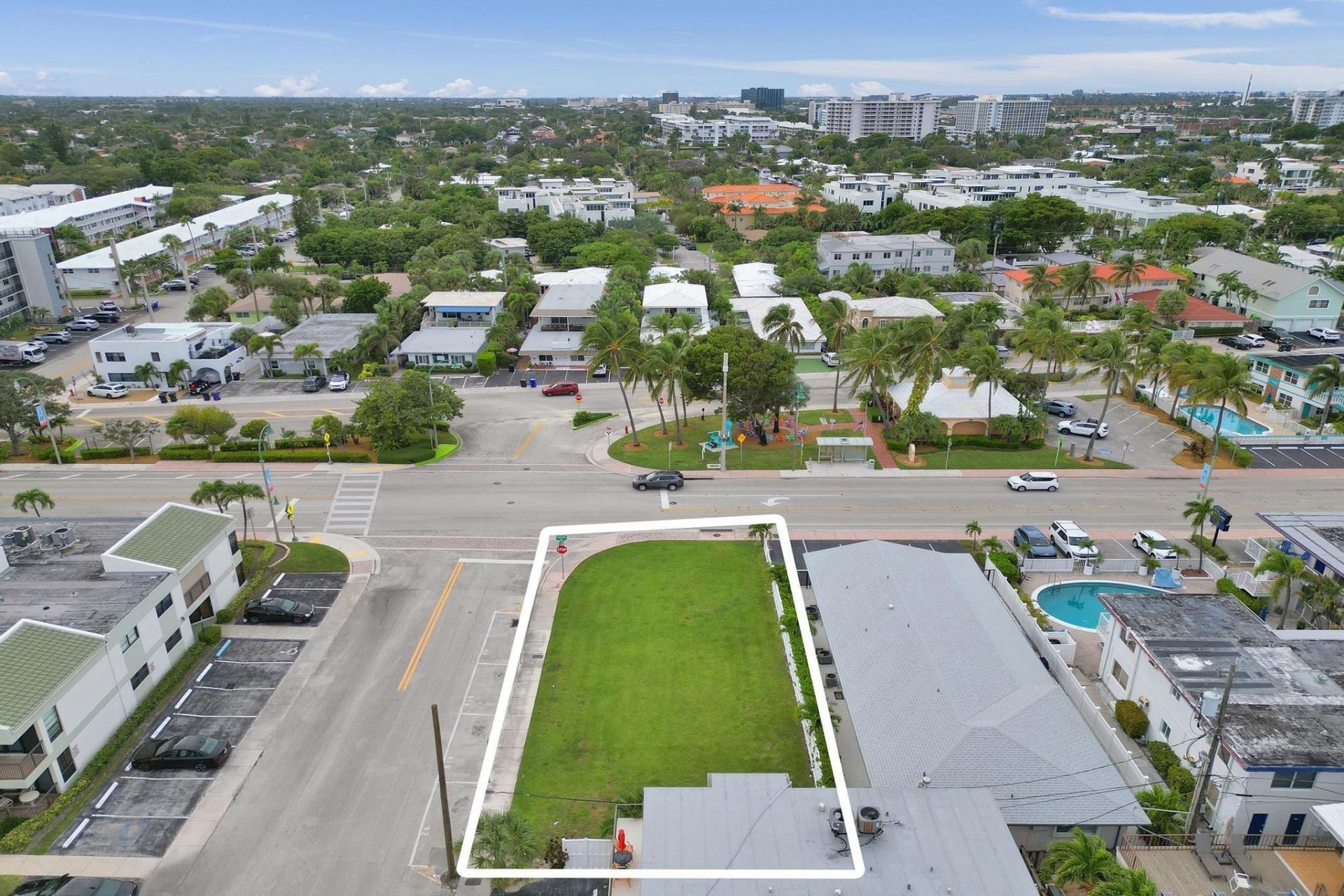 4200 N Ocean Drive, Lauderdale by the Sea, FL 33308 Photo