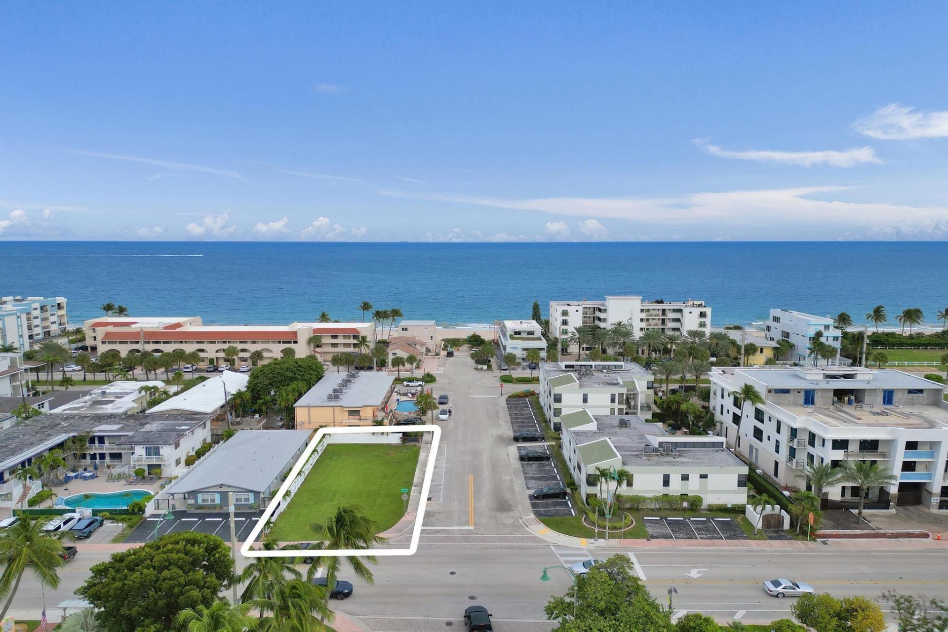 4200 N Ocean Drive, Lauderdale by the Sea, FL 33308 Photo