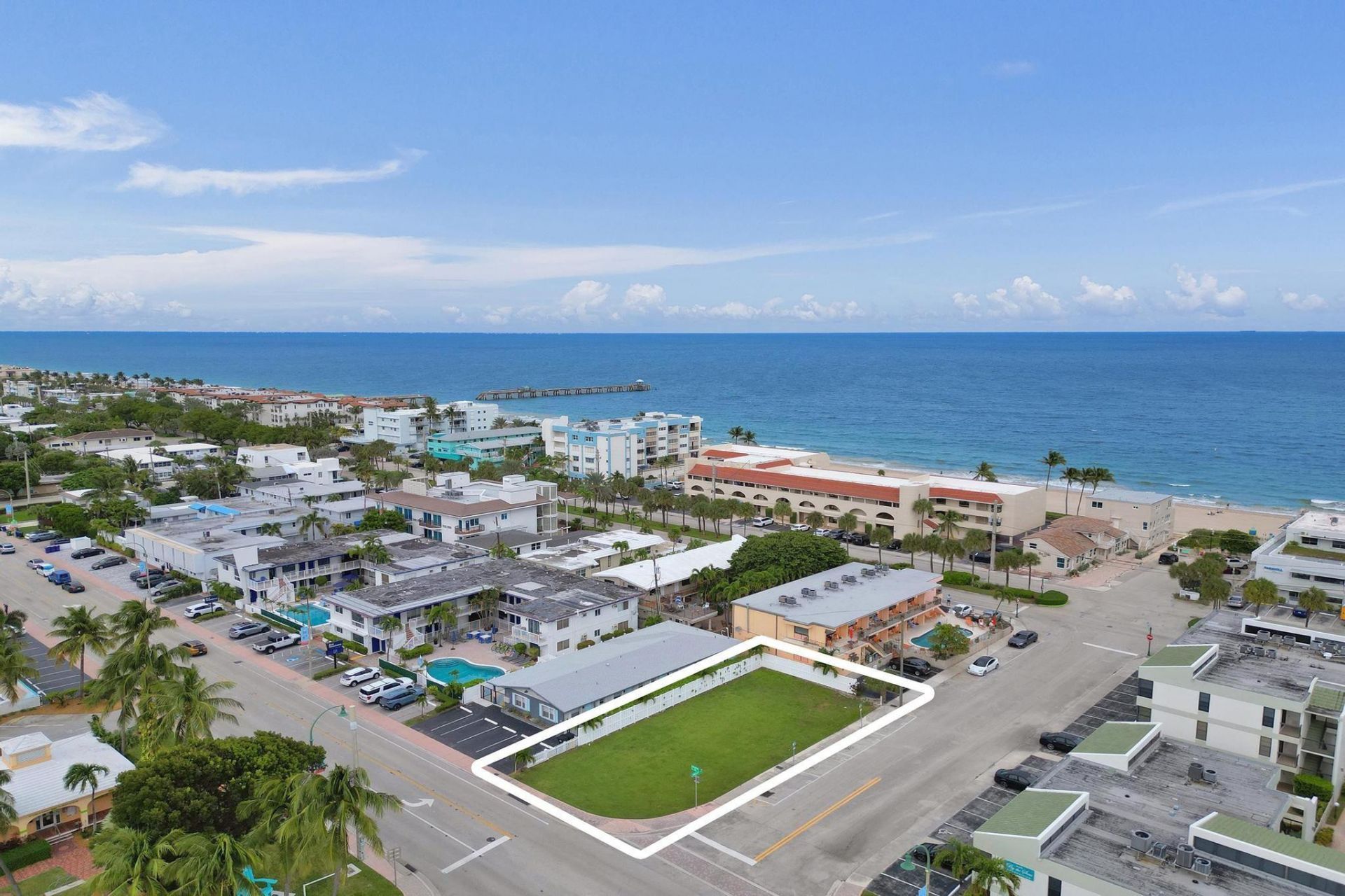 4200 N Ocean Drive, Lauderdale by the Sea, FL 33308 Photo