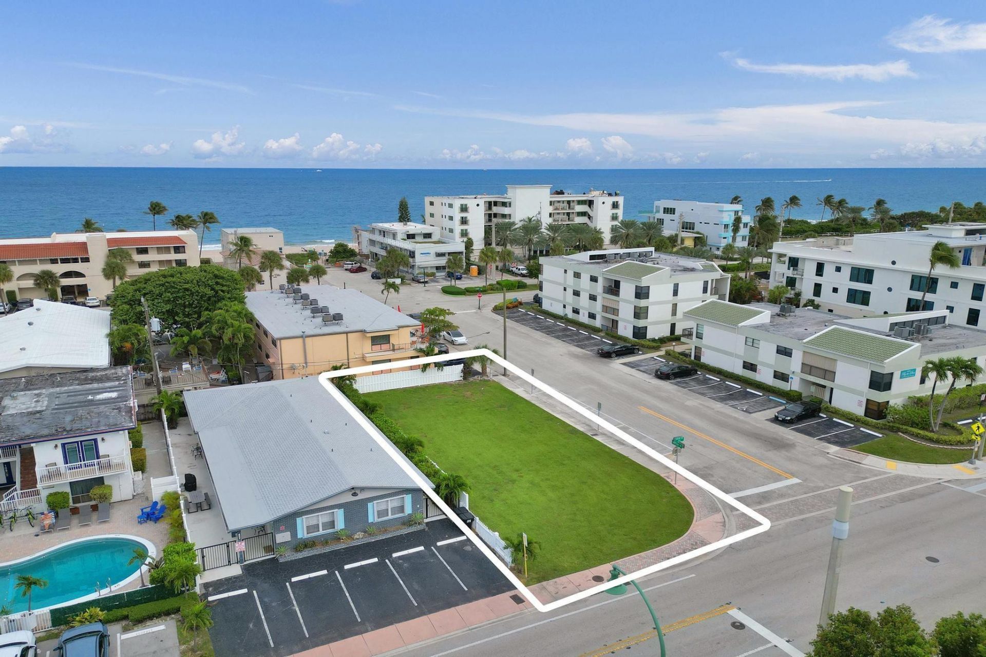 4200 N Ocean Drive, Lauderdale by the Sea, FL 33308 Photo