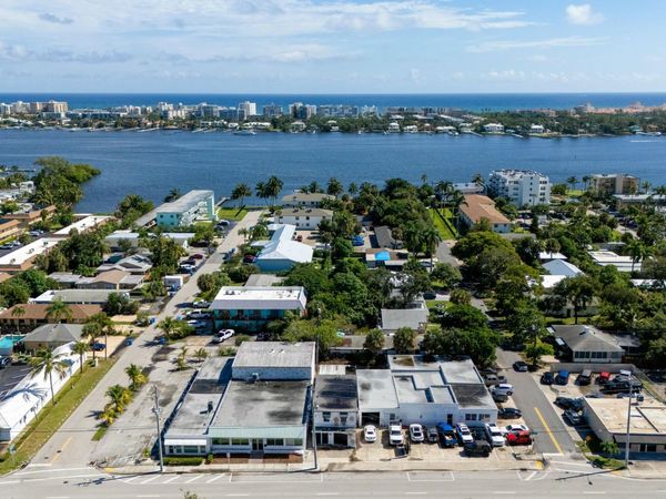 604 N Dixie Highway, Lantana, FL 33462