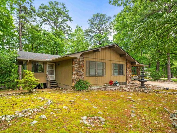 1 Vilafranca Lane, Hot Springs Village, AR 71909