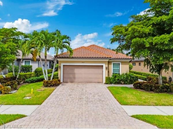 8321 Lucello TER N, NAPLES, FL 34114