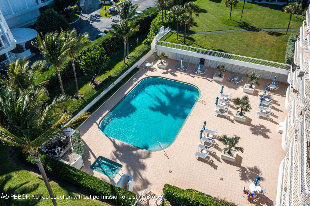 2580 S Ocean Boulevard, Unit 1C2, Palm Beach, FL 33480 Photo