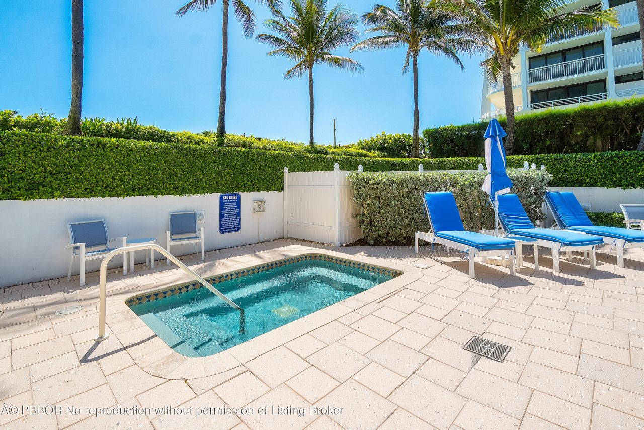 2580 S Ocean Boulevard, Unit 1C2, Palm Beach, FL 33480 Photo