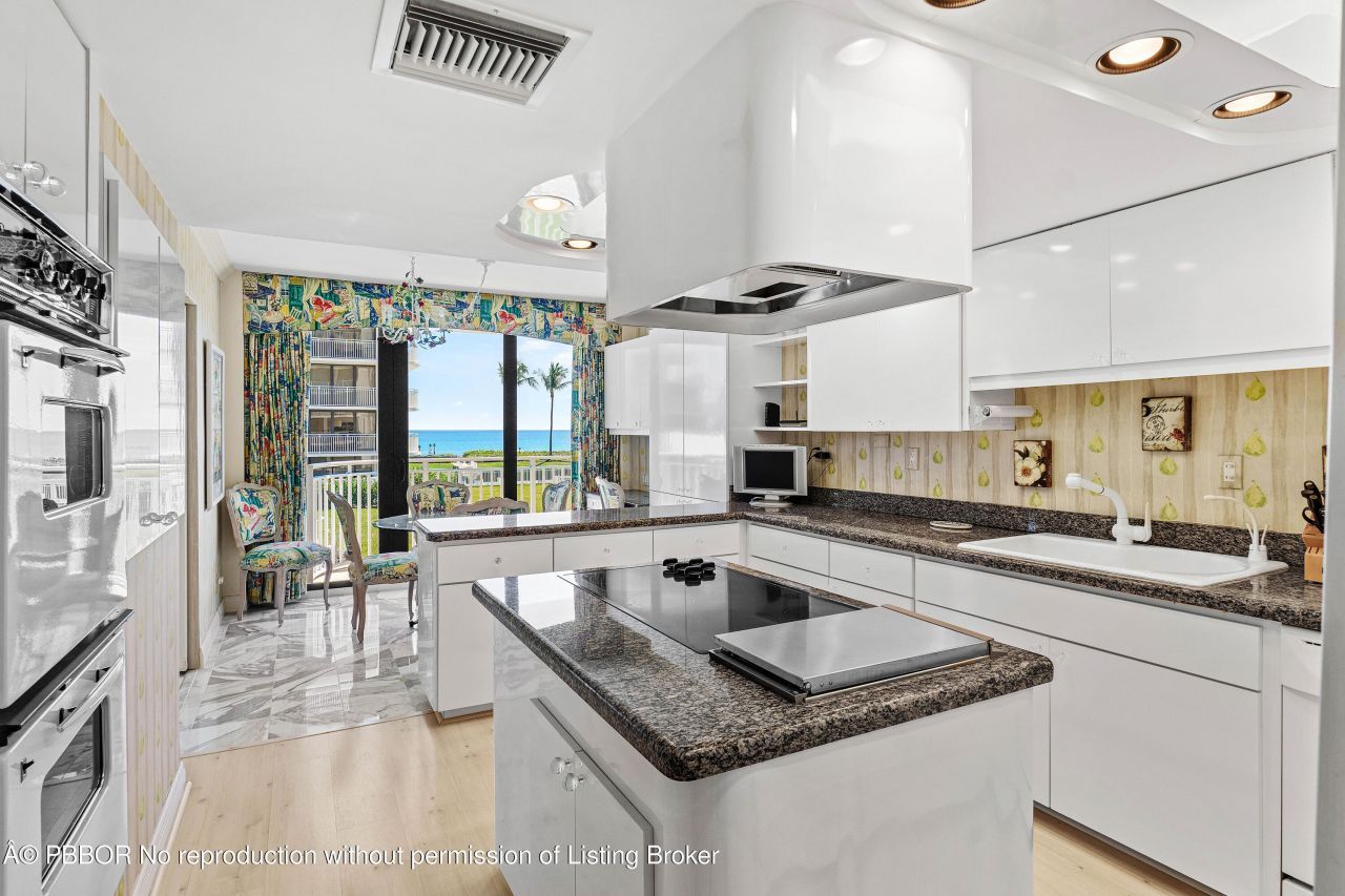 2580 S Ocean Boulevard, Unit 1C2, Palm Beach, FL 33480 Photo