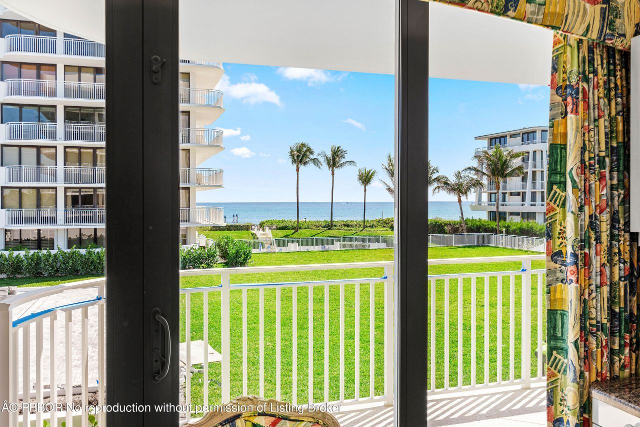 2580 S Ocean Boulevard, Unit 1C2, Palm Beach, FL 33480 Photo