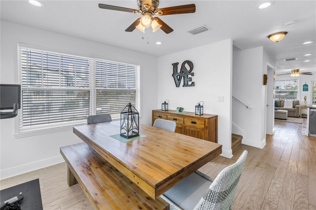 100 Windrush Boulevard, Unit 1, Indian Rocks Beach, FL 33785 Photo