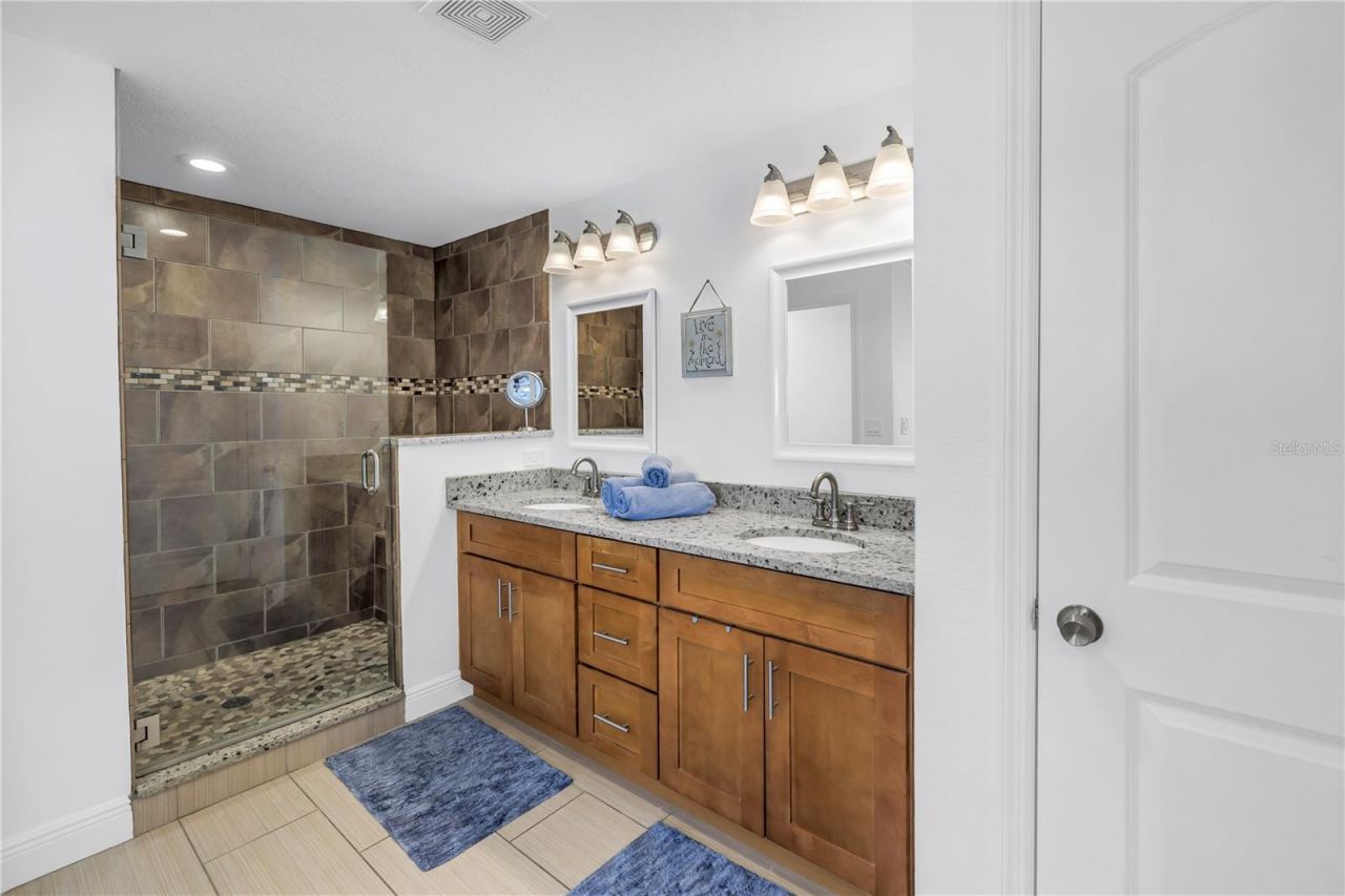 100 Windrush Boulevard, Unit 1, Indian Rocks Beach, FL 33785 Photo