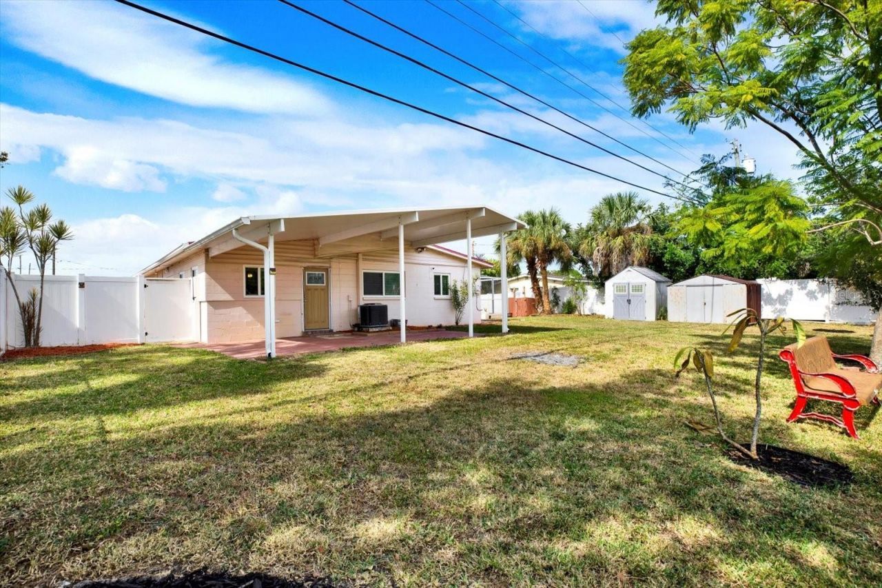7395 18th Street N, Saint Petersburg, FL 33702 Photo