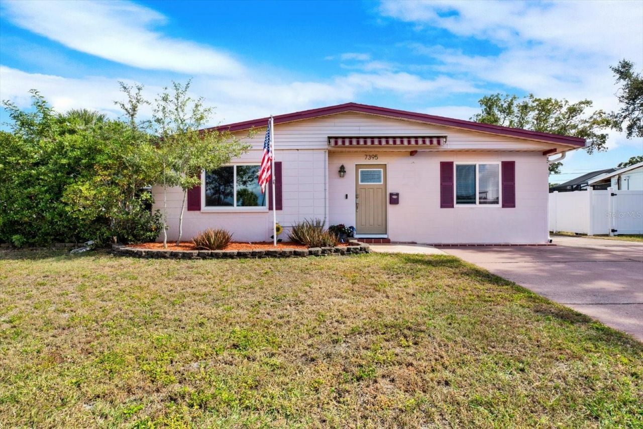 7395 18th Street N, Saint Petersburg, FL 33702 Photo