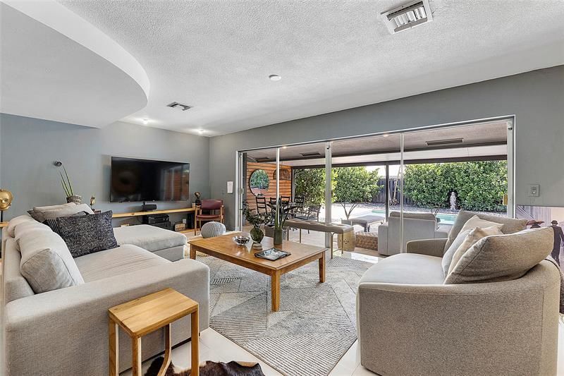 5260 NE 17th Terrace, Fort Lauderdale, FL 33334 Photo