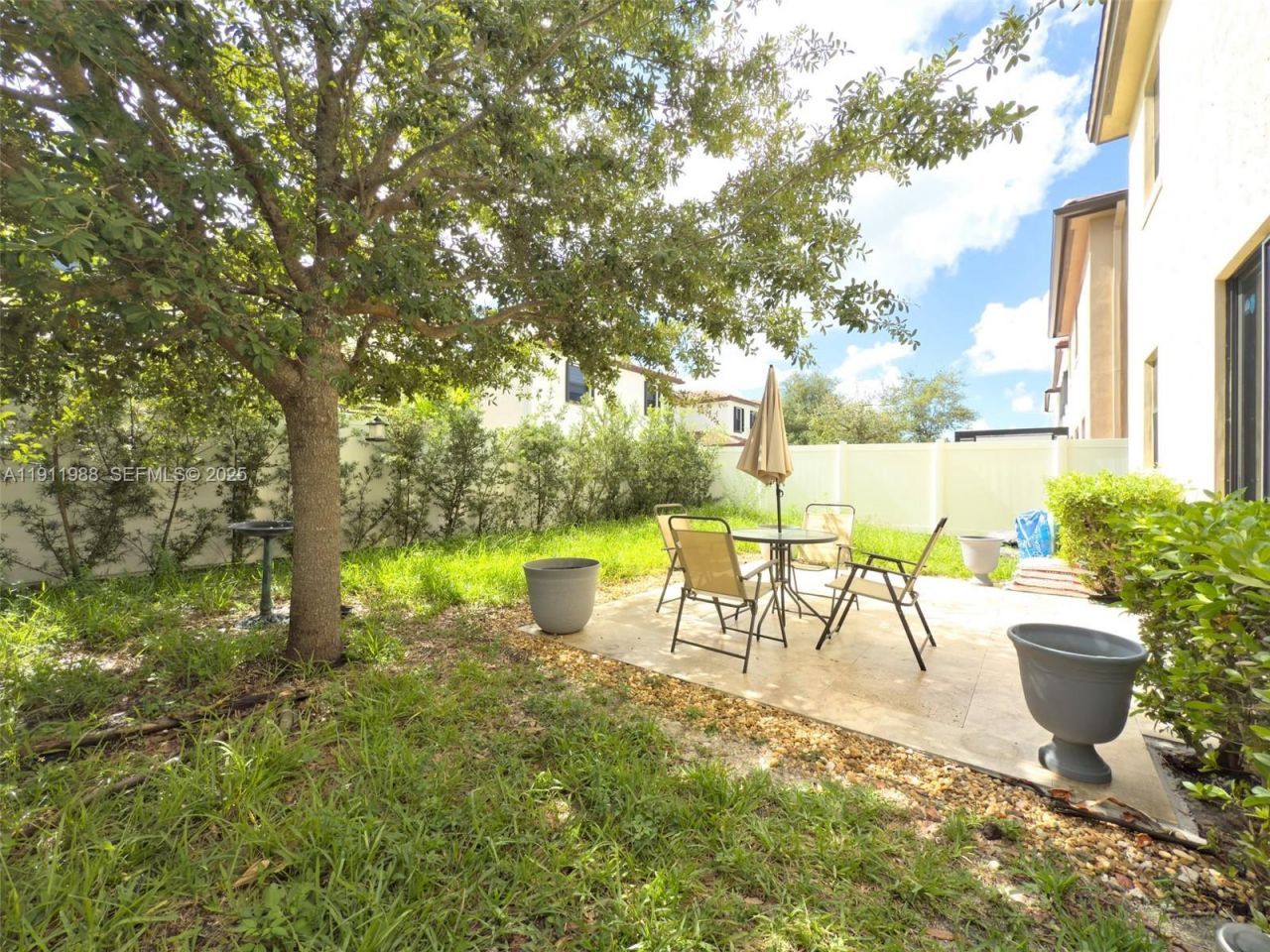 10583 W 35th Way, Unit 10583, Hialeah, FL 33018 Photo