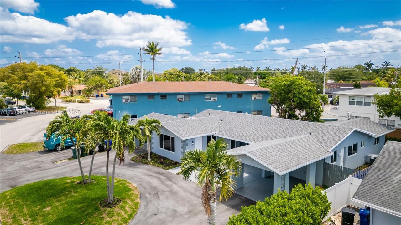 1750 NE 52nd St, Fort Lauderdale, FL 33334 Photo