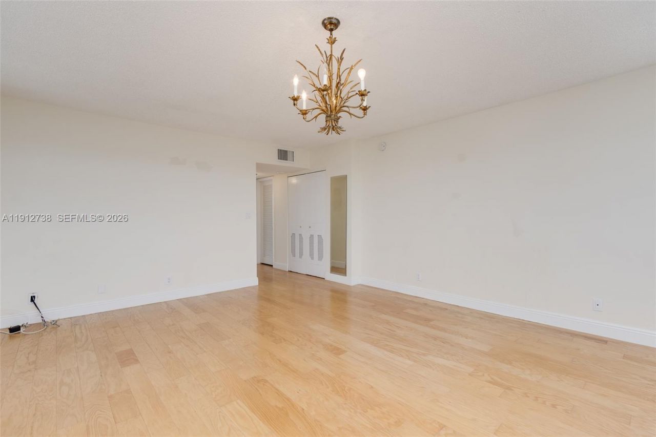 4280 Galt Ocean Dr, Unit 8F, Fort Lauderdale, FL 33308 Photo