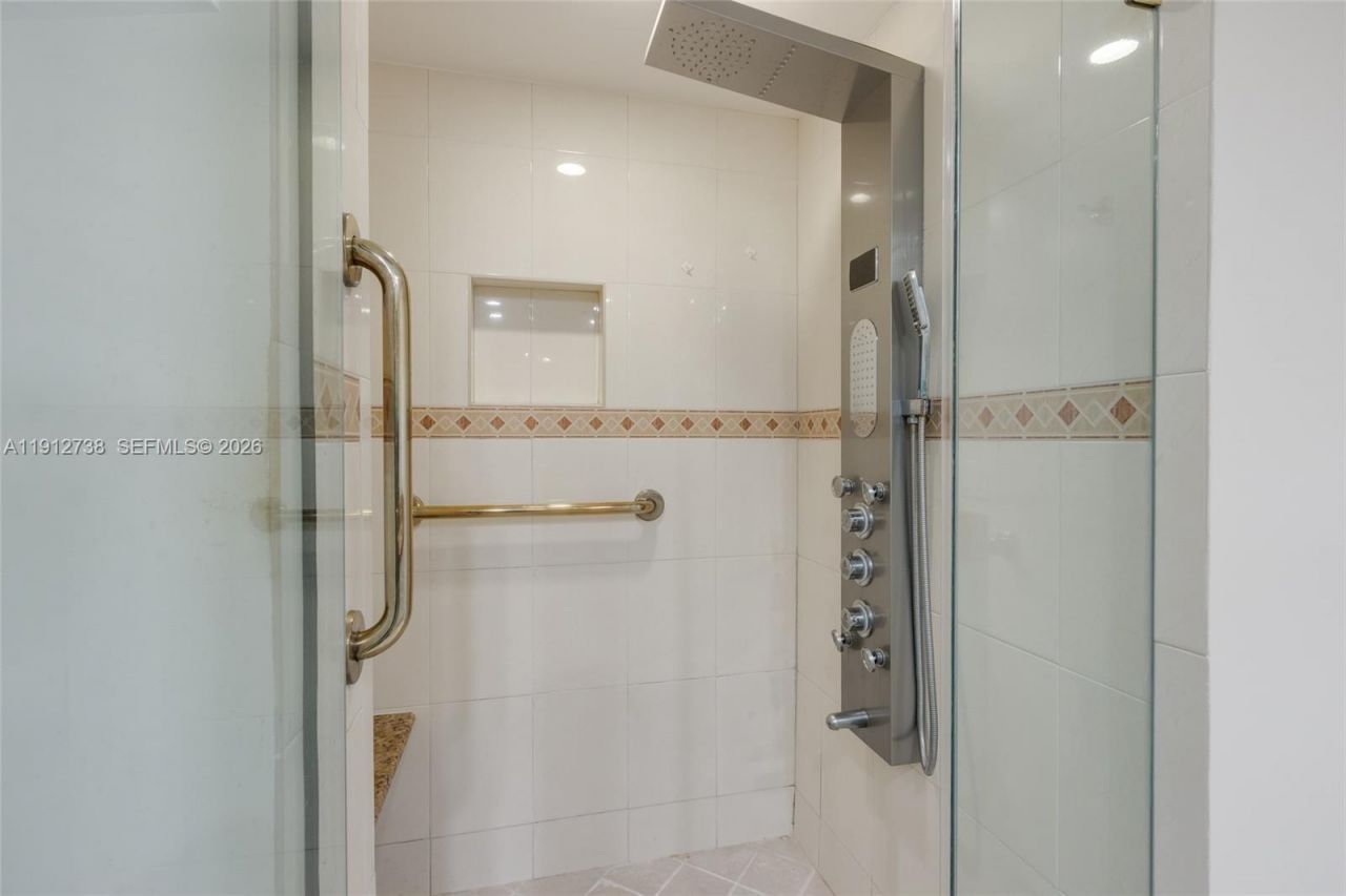 4280 Galt Ocean Dr, Unit 8F, Fort Lauderdale, FL 33308 Photo