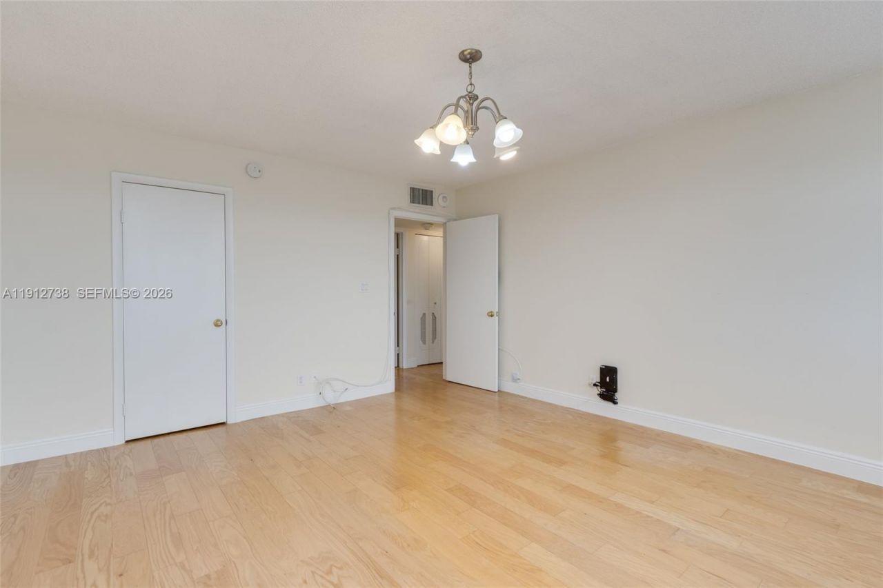 4280 Galt Ocean Dr, Unit 8F, Fort Lauderdale, FL 33308 Photo