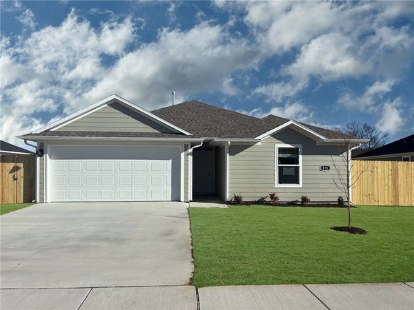 571 Shepherd Street, Prairie Grove, AR 72753