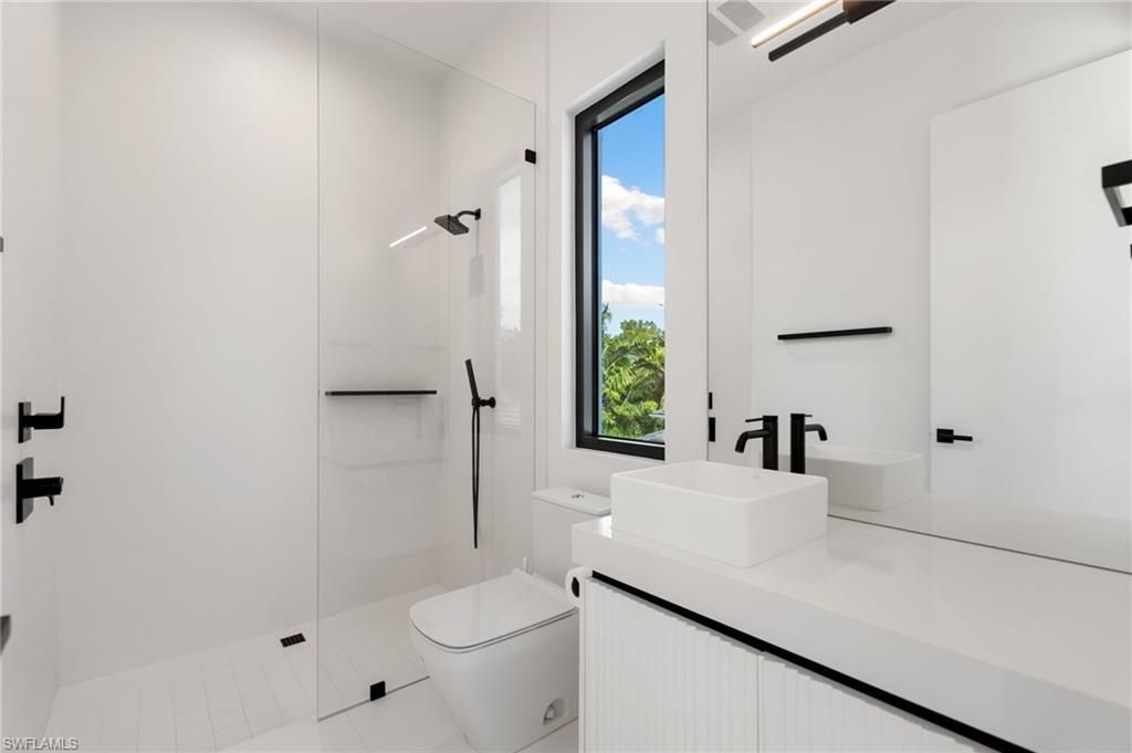 641 Starboard Dr, Naples, FL 34103 Photo