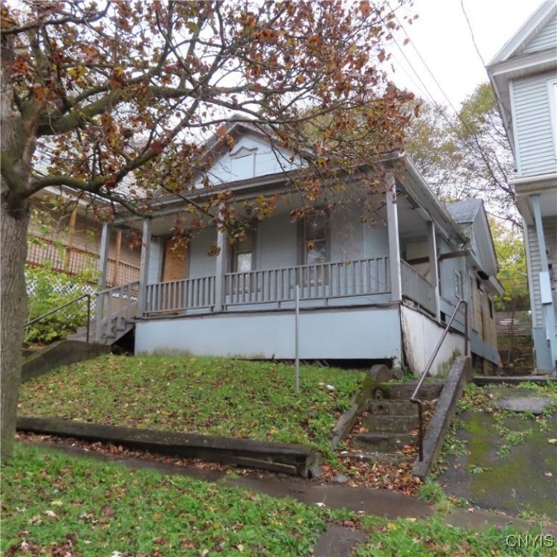 220 Seward Street, Syracuse, NY 13203 Main Photo
