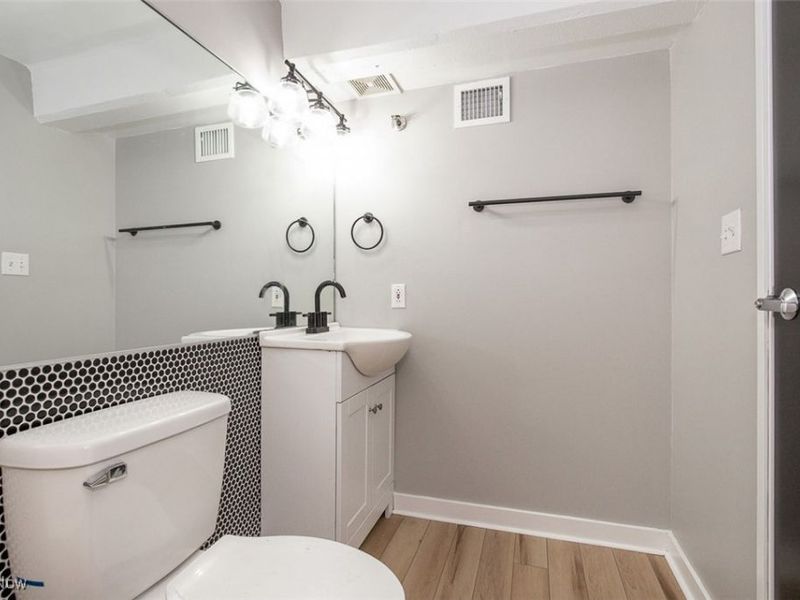 1133 W 9th Street, Unit 703, Cleveland, OH 44113 Photo 19