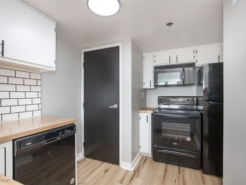 1133 W 9th Street, Unit 703, Cleveland, OH 44113 Photo 6