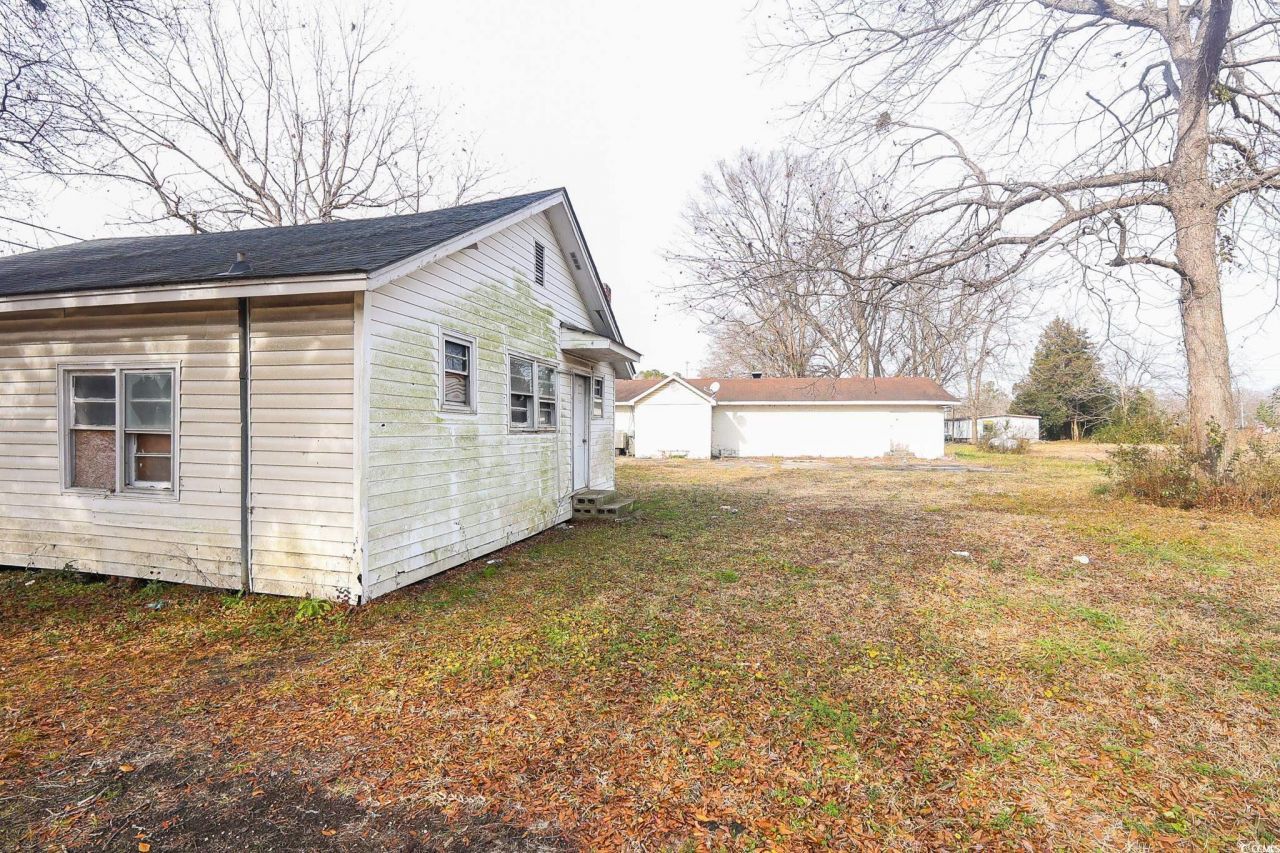 4151 Maple St. Photo 11