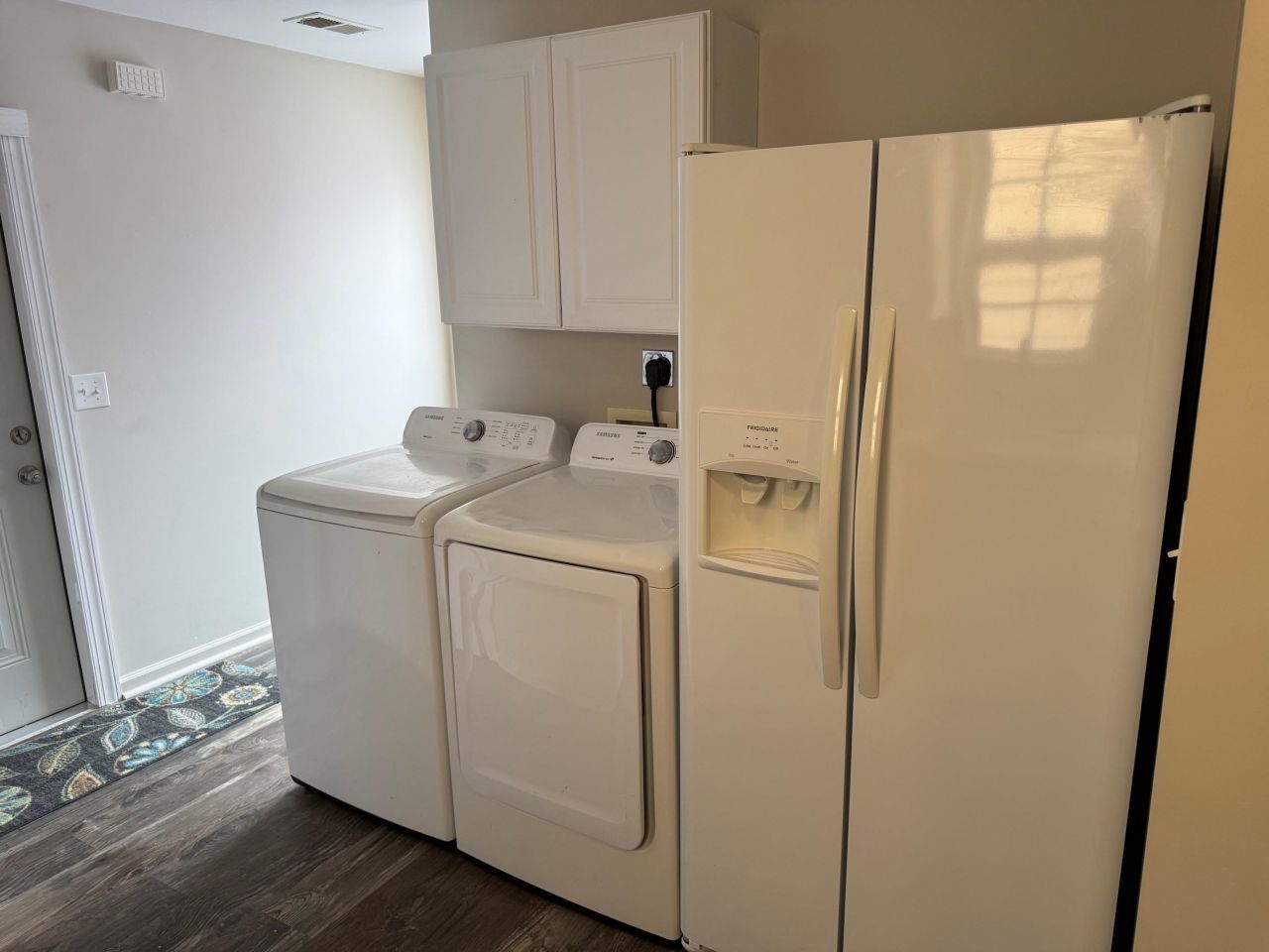 221 Addison Cottage Way Photo 10