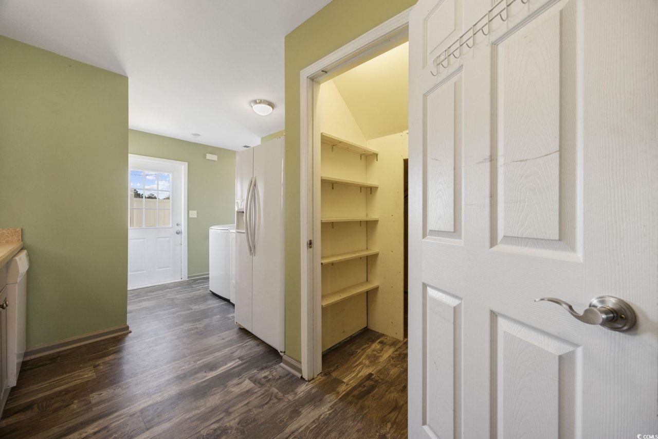 221 Addison Cottage Way Photo 12