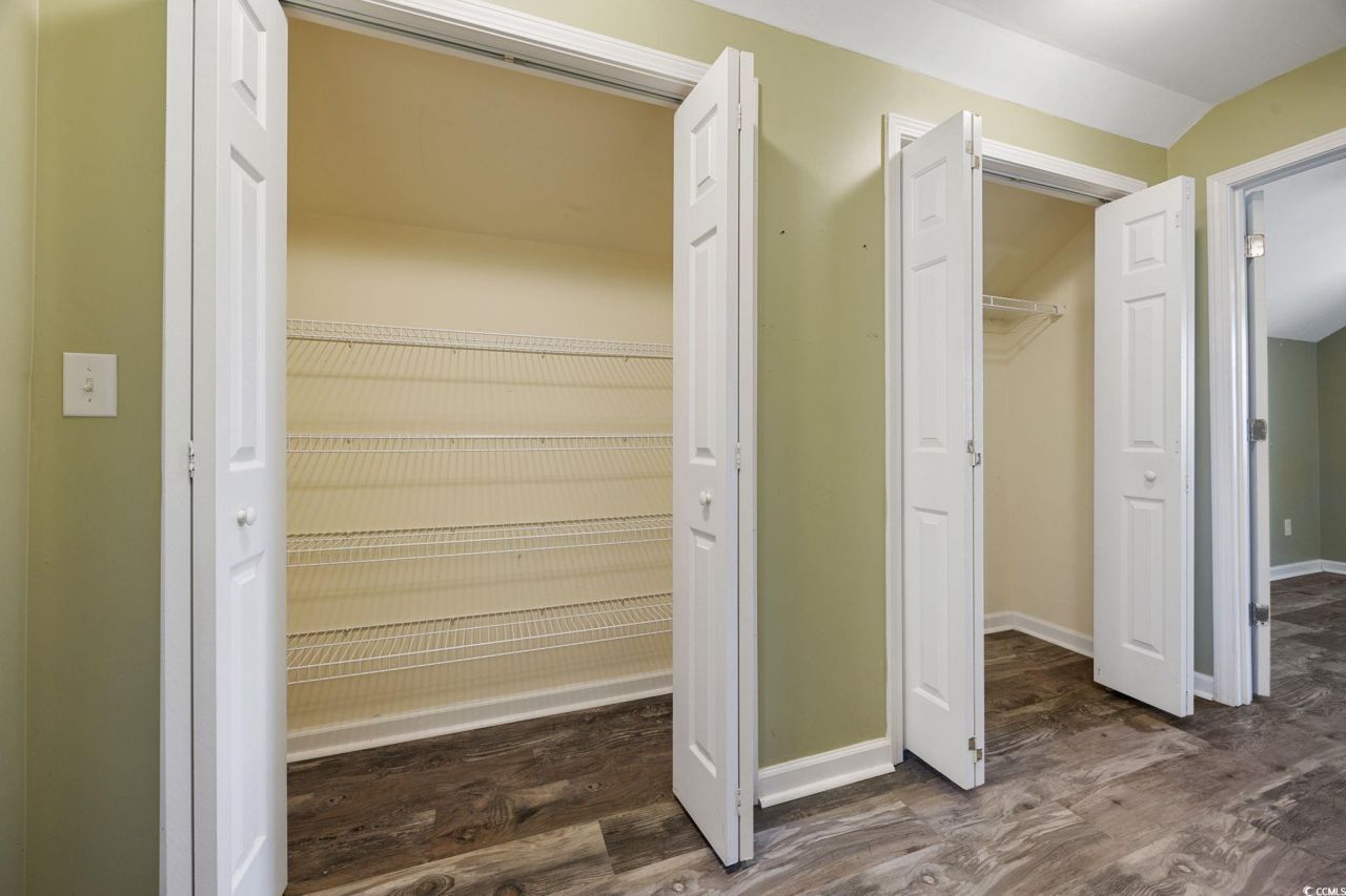 221 Addison Cottage Way Photo 17