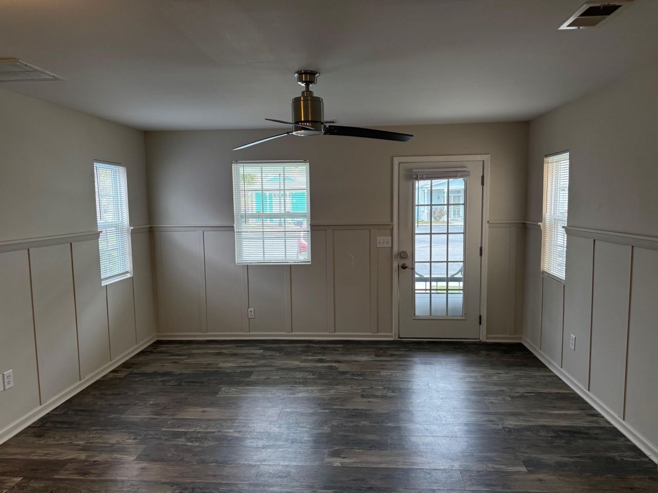 221 Addison Cottage Way Photo 7