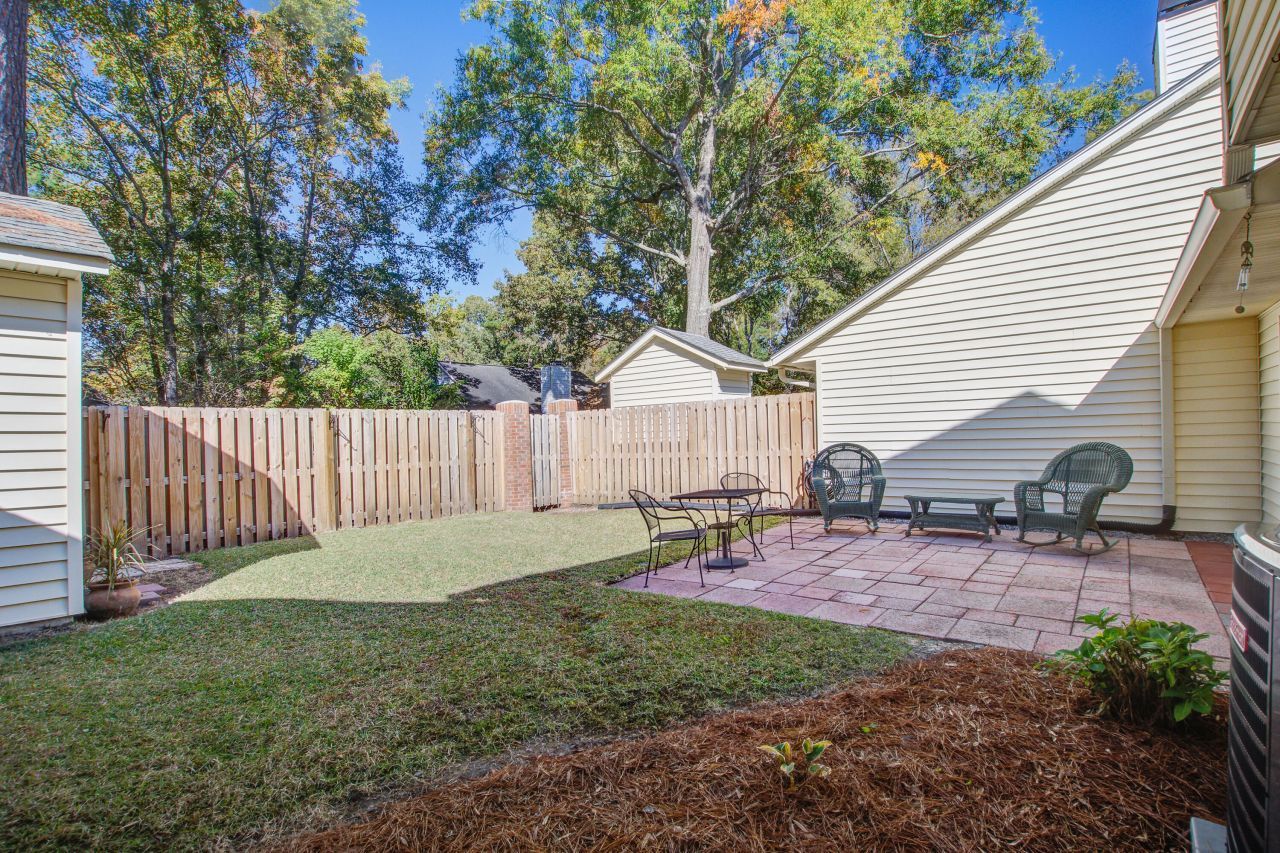 86 Indigo Lane Photo 23