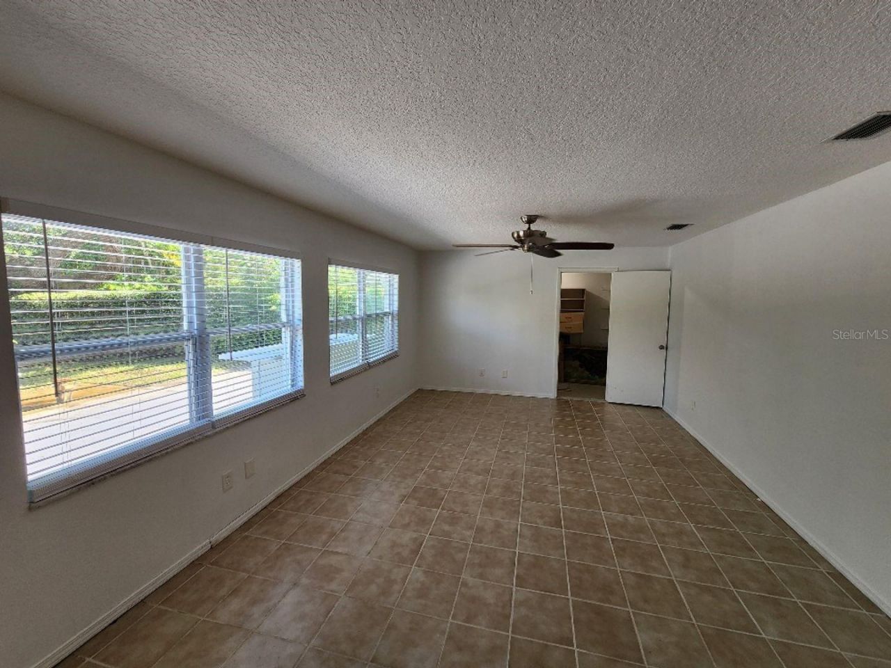 798 E 11th Avenue, New Smyrna Beach, FL 32169 Photo