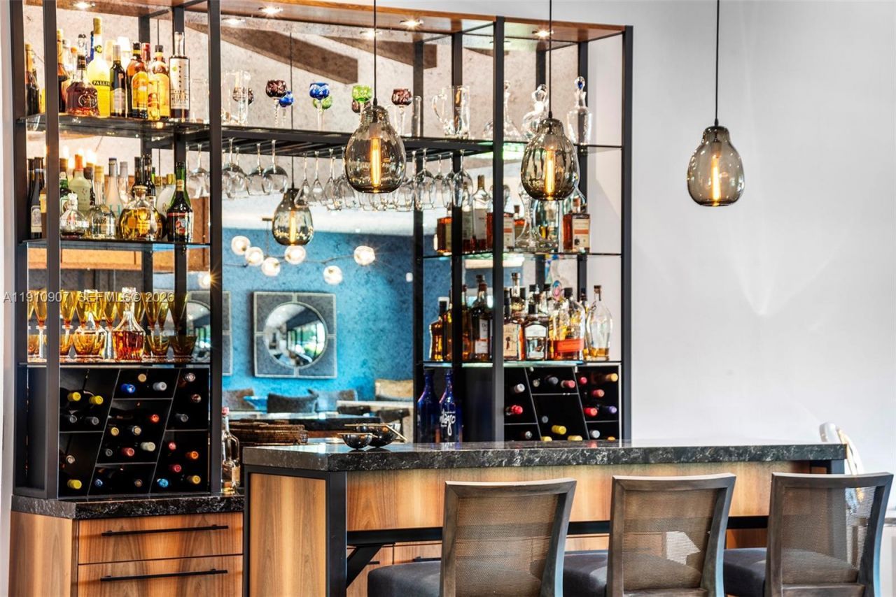 3444 NE 167th St, North Miami Beach, FL 33160 Photo