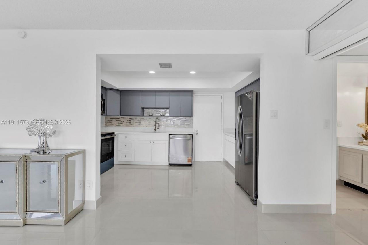 17720 N Bay Rd, Unit 803, Sunny Isles Beach, FL 33160 Photo