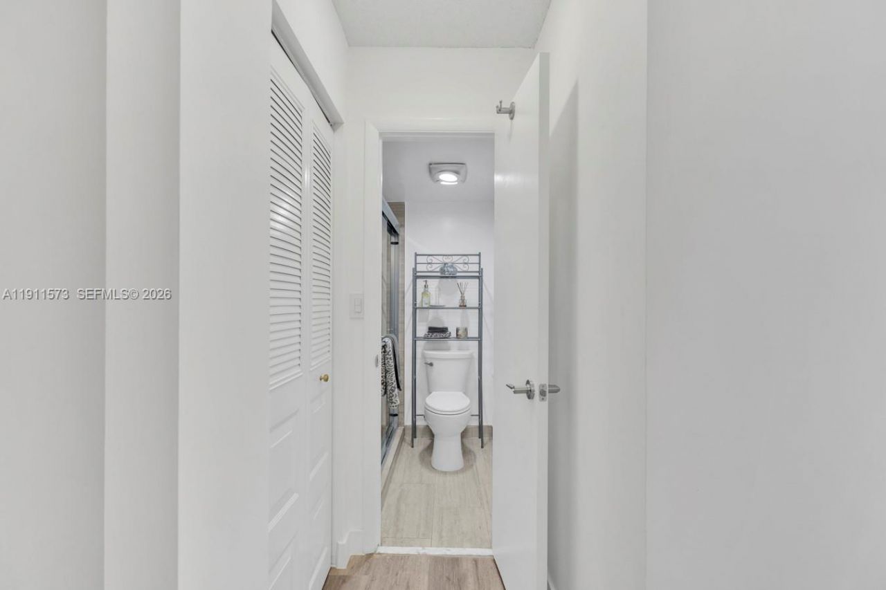 17720 N Bay Rd, Unit 803, Sunny Isles Beach, FL 33160 Photo