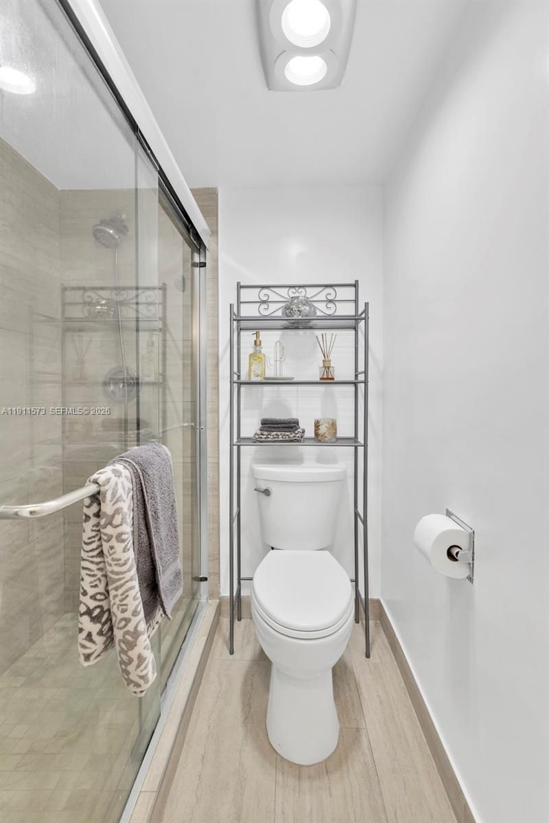 17720 N Bay Rd, Unit 803, Sunny Isles Beach, FL 33160 Photo